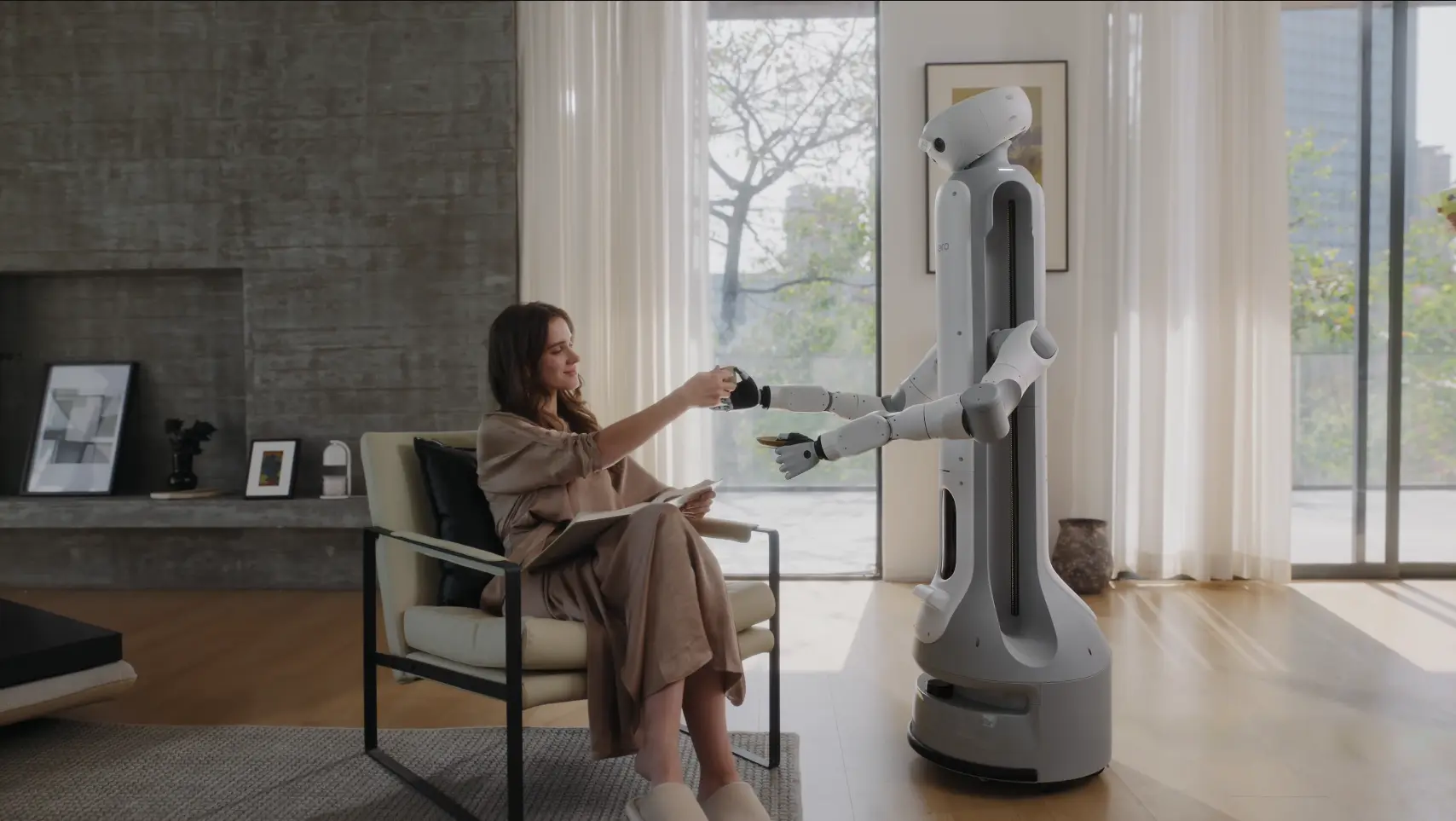 掃地機界的實力派！SwitchBot OneRo H1 正式亮相，AI 導航與深度聯動重定義智慧清潔體驗